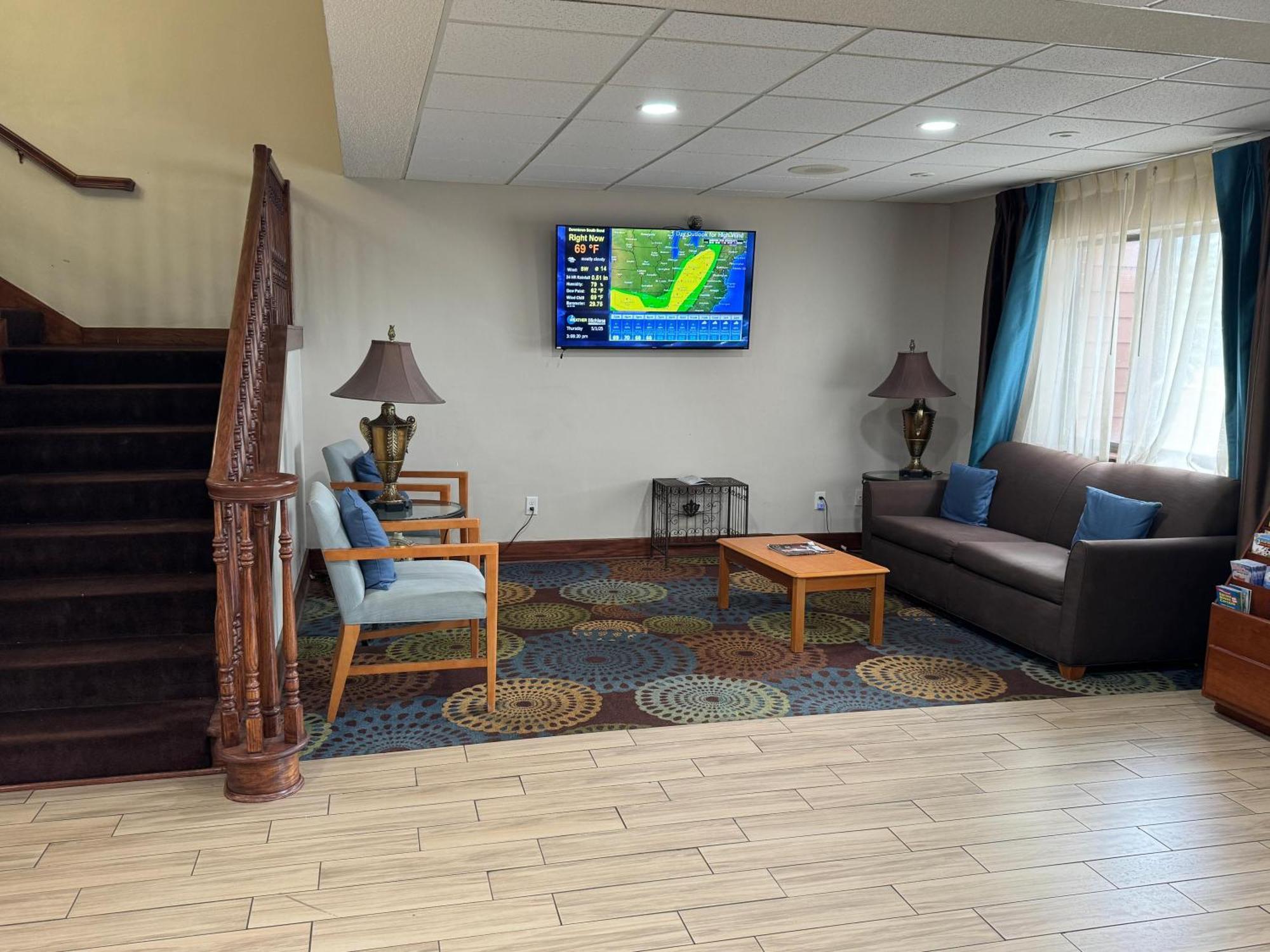 Baymont By Wyndham Mishawaka South Bend Area Hotel Exterior photo