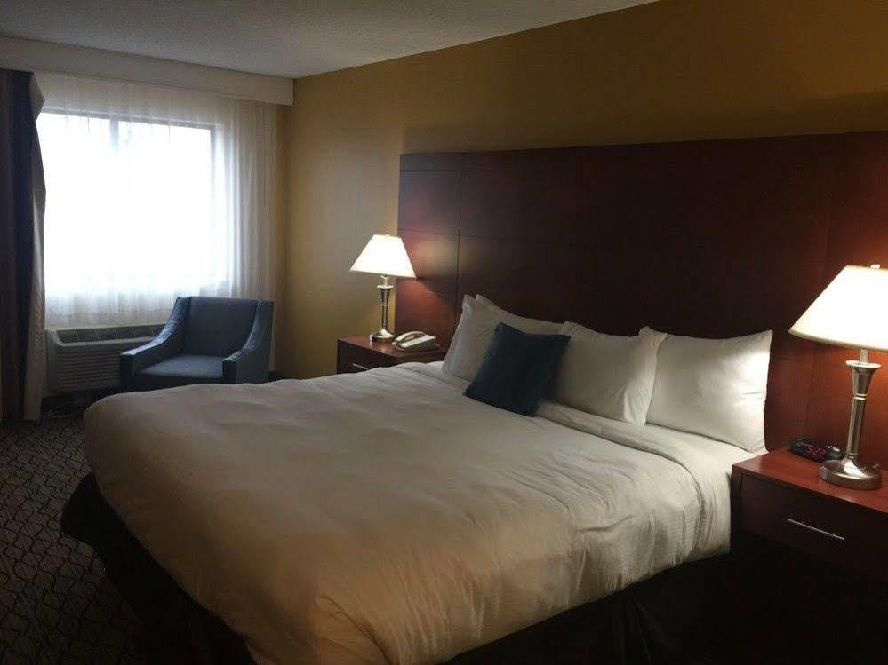 Baymont By Wyndham Mishawaka South Bend Area Hotel Exterior photo